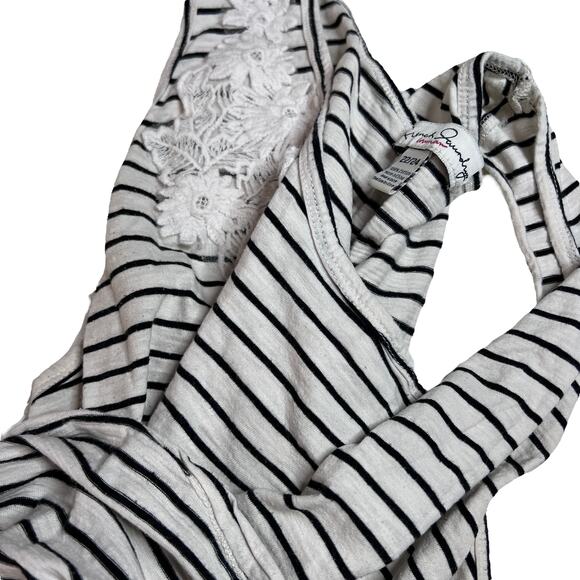 French Laundry Striped Crochet Embellished Tank Top Black and White 22/24 - Picture 6 of 8